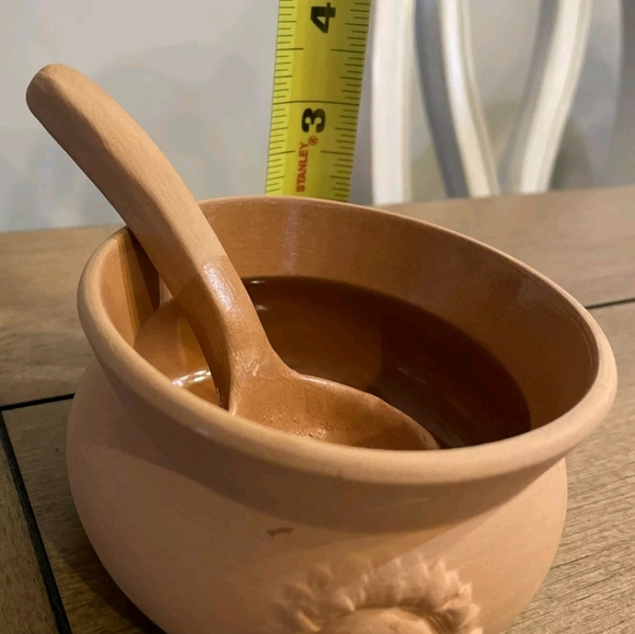 Vintage Small Terracotta Cantina Salsa Bowl & Ladle - Picture 5 of 5